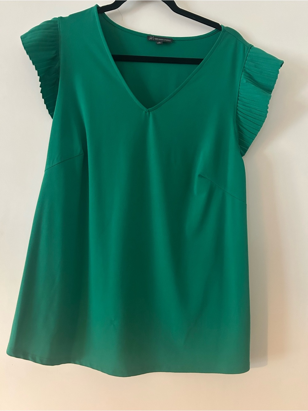 Adrianna Papell Emerald Green V-Neck Pleated Sleeve Blouse